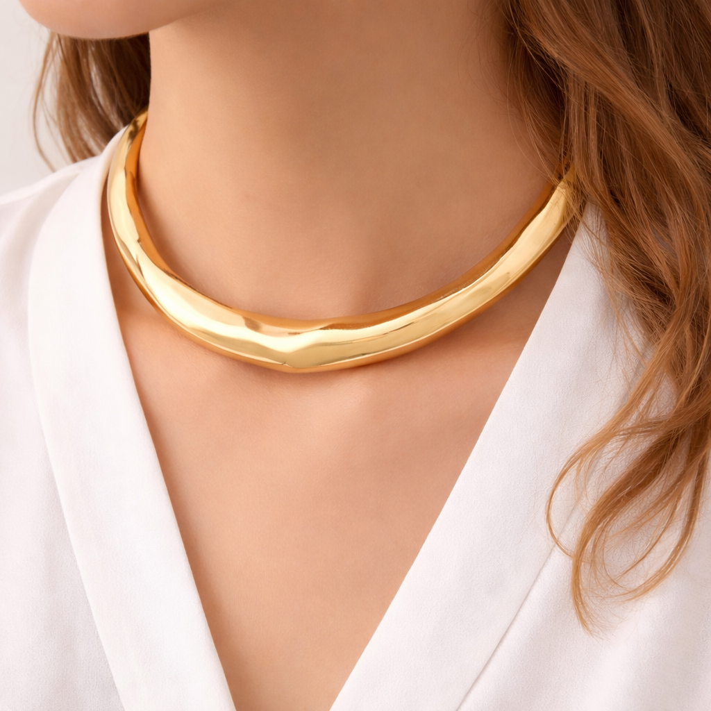Gold Sculpted Choker Necklace