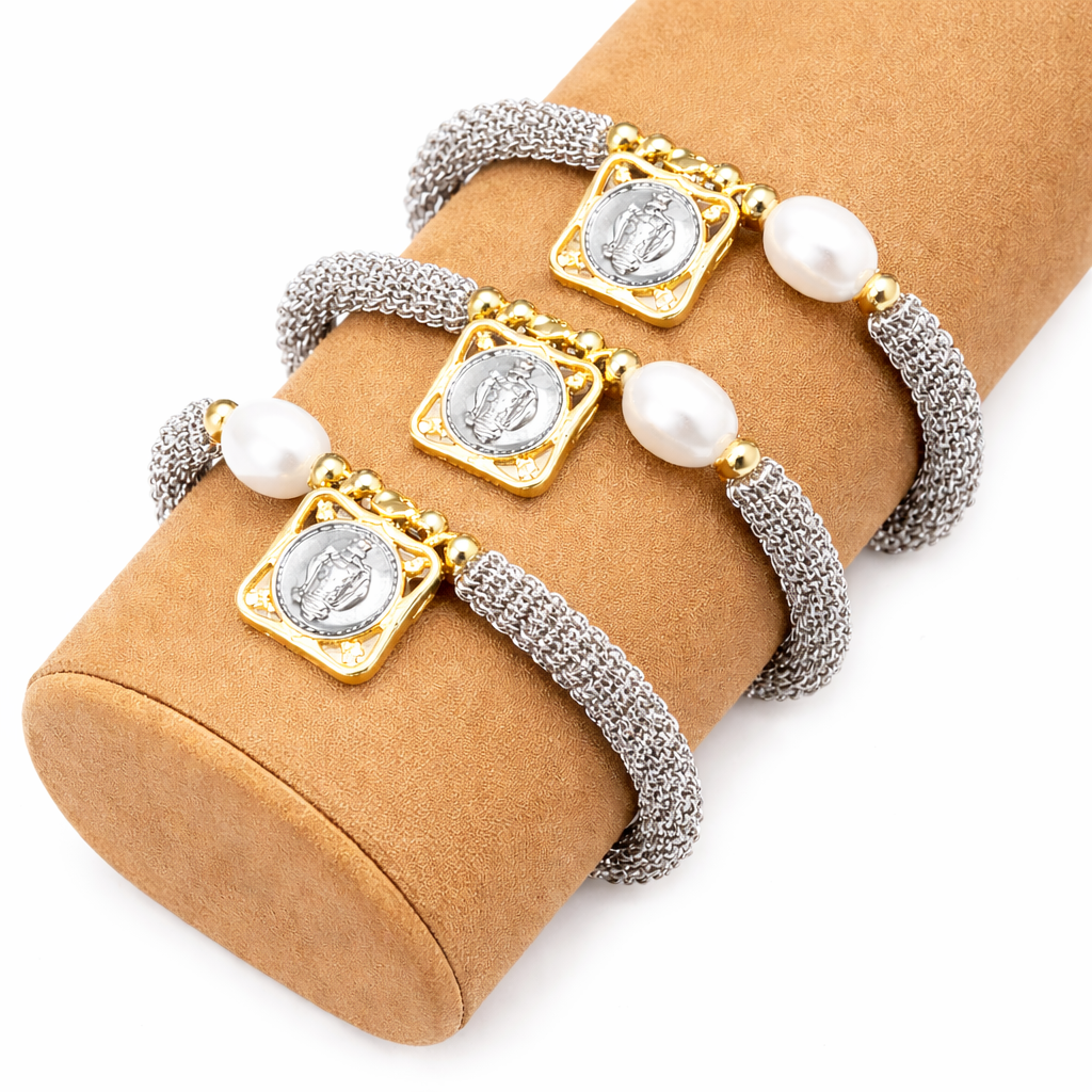 Bracelet with Pearl & Medallion Charm